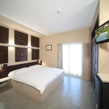 La Pauel 3* Sirmione