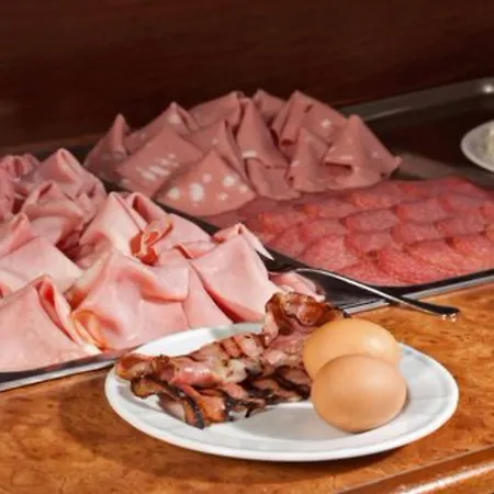 Otel La Pauel Sirmione